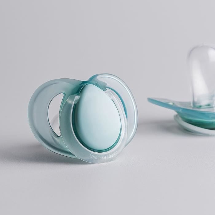 Tommee Tippee Lot de 2 sucettes Nightime orthodontic 6-18 mois vert