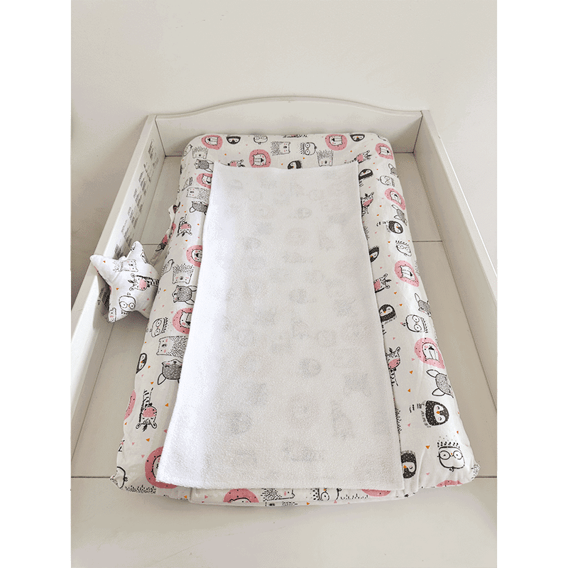 Matelas à langer imperméable avec housse – Animaux Rose